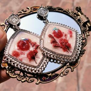 Resin jhumka
