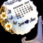 Resin plaque